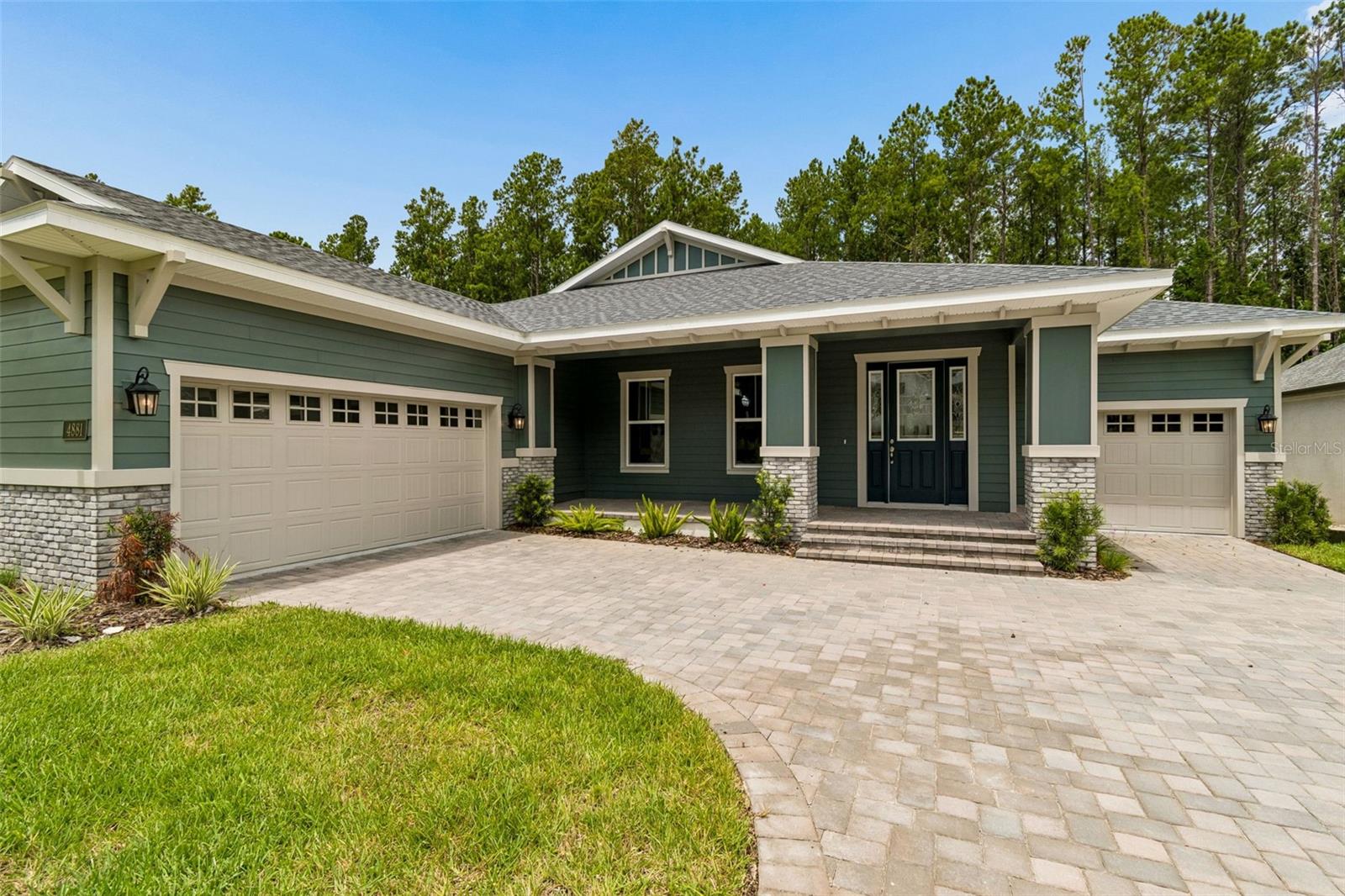 4881 MAJESTIC HILLS LOOP