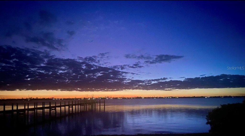 Photo of 175 W Bay Street, Englewood, FL 34223 (MLS # N6142910)