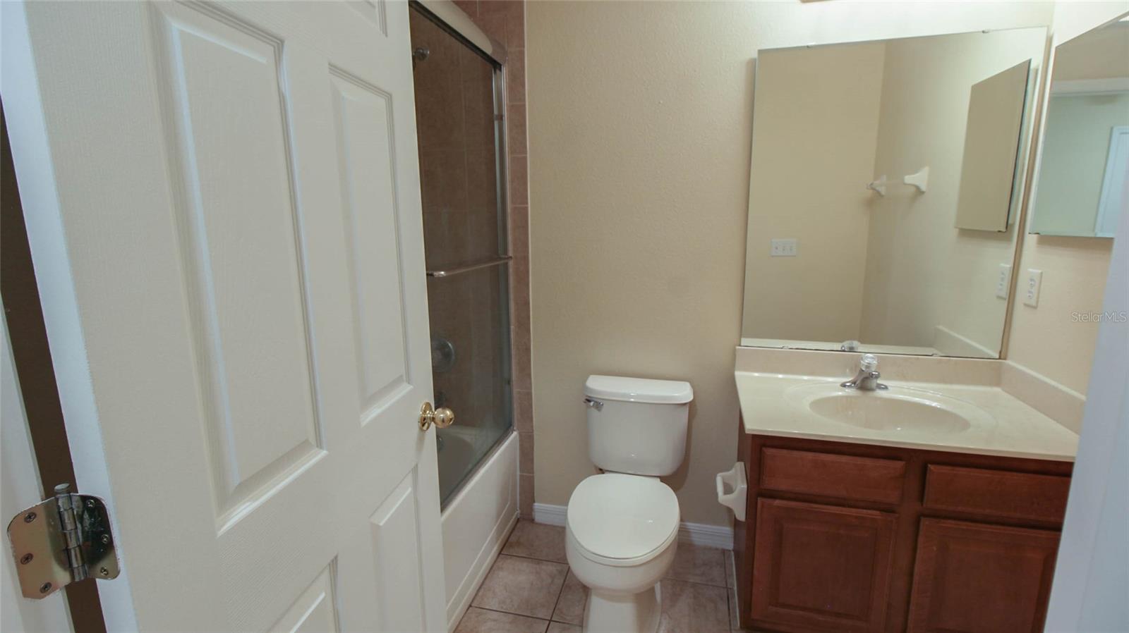 CRESTWOOD HEIGHTS - Residential Lease