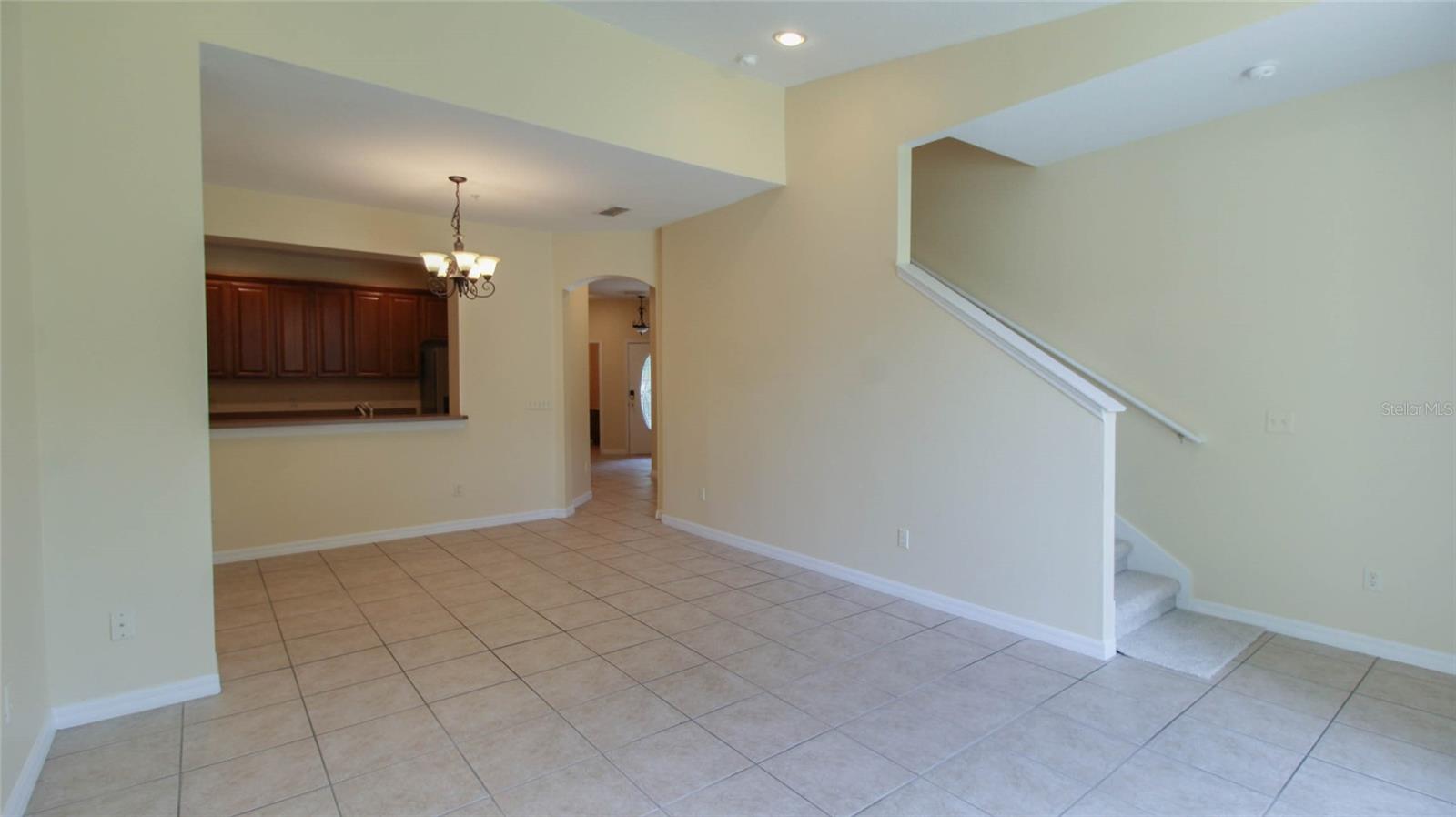 CRESTWOOD HEIGHTS - Residential Lease