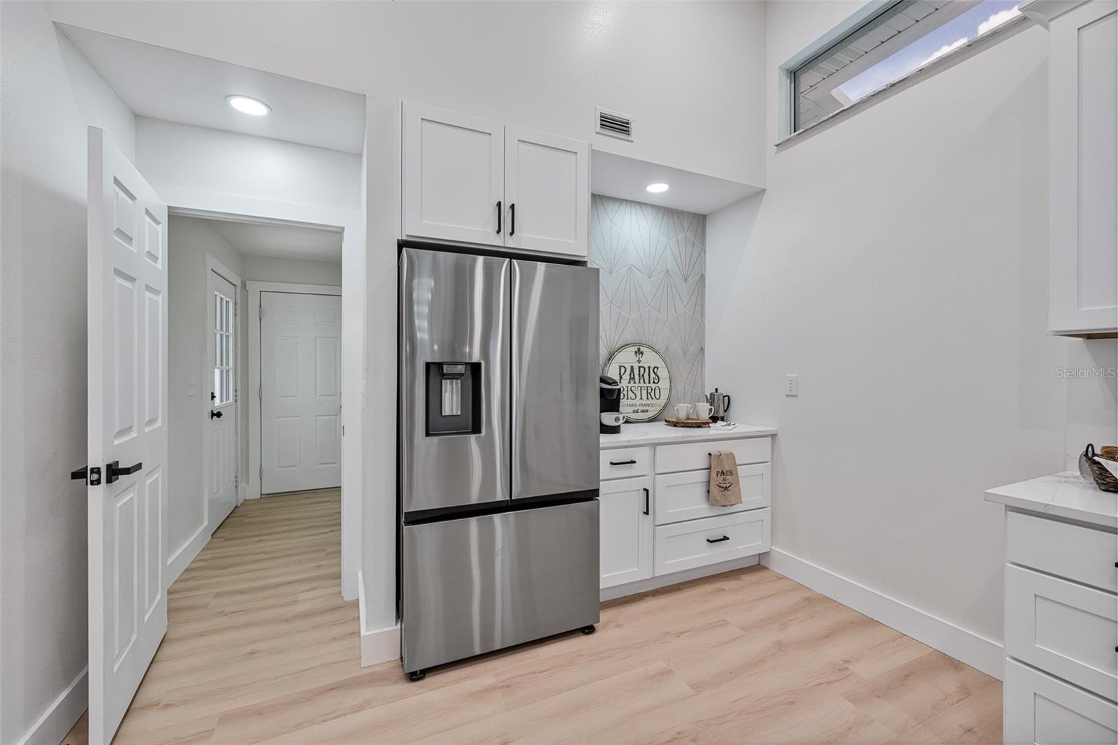 VILLAGE IX OF CARROLLWOOD VILL - Residential