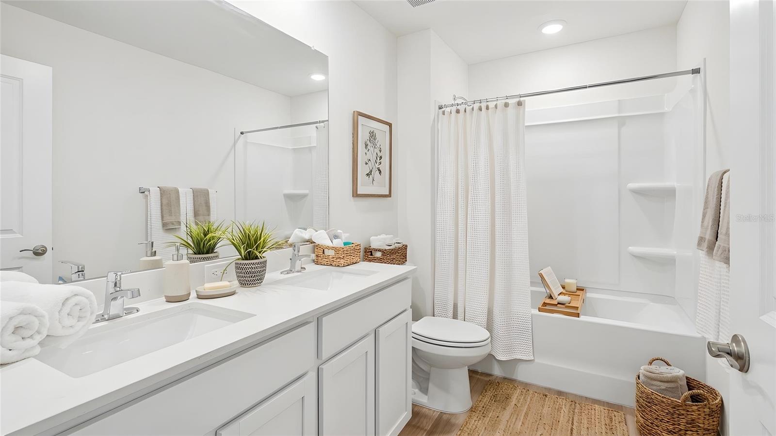 SOMERSET BAY - Residential