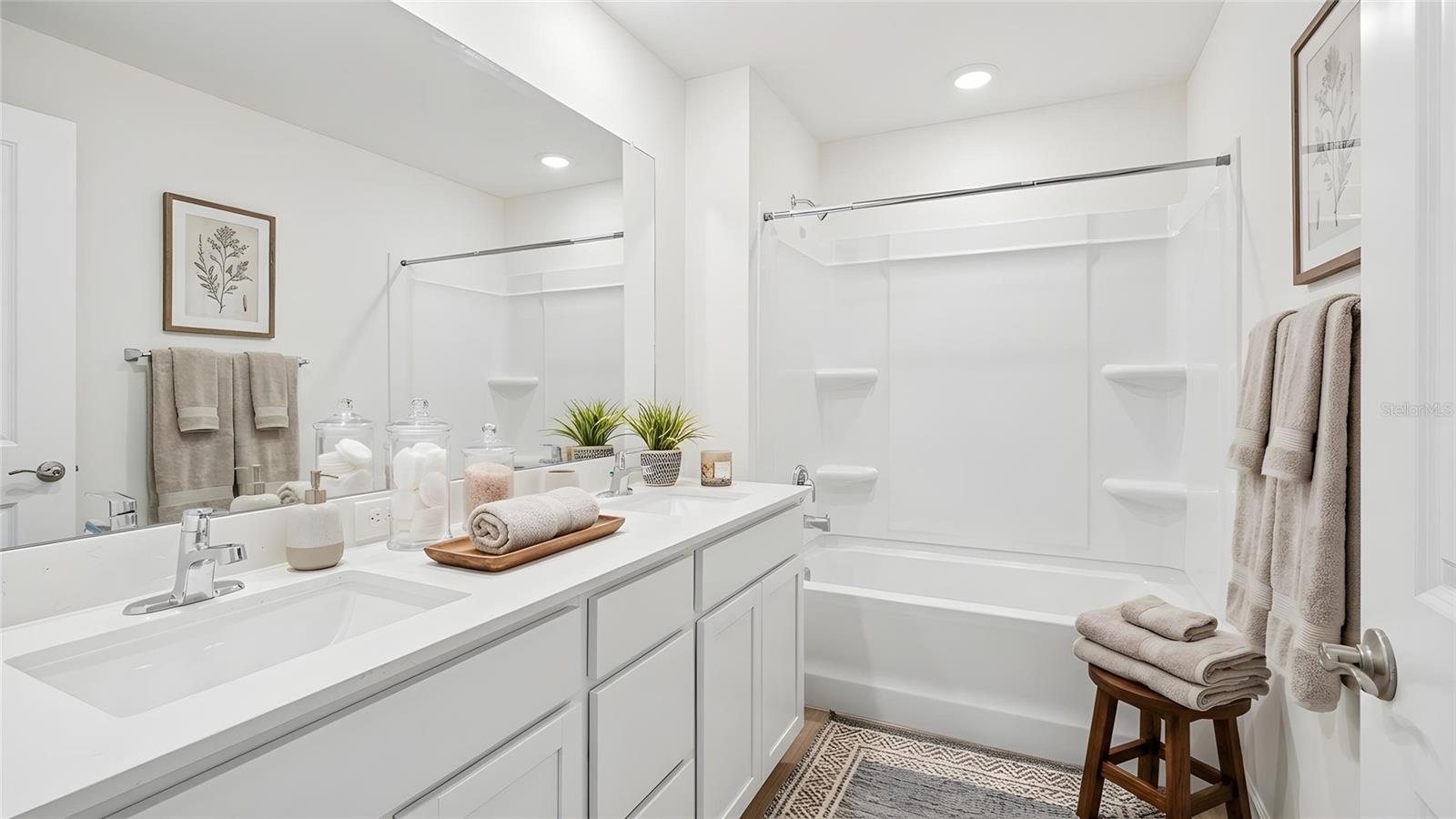 SOMERSET BAY - Residential