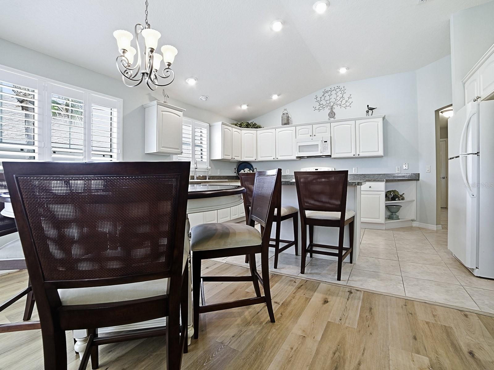 THE VILLAGES CABANAS - Residential