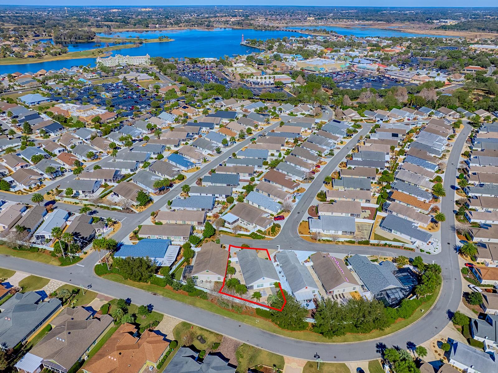 THE VILLAGES CABANAS - Residential