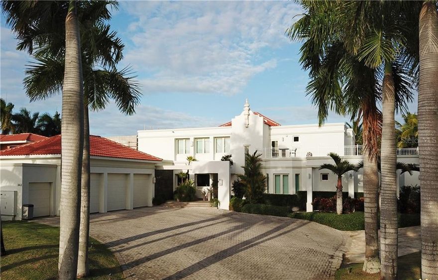 Property located at Dorado Beach East with amazing view to golf course. Dorado Beach East is an exclusive enclave within Dorado Beach Hotel, a Ritz Carlton Reserve property. Great lot of approximately 2,478 mts. It features spacious garages, great high ceilings, 6 bedrooms and 7.5 bathrooms, pool and gazebo area. It has approximately 7,800 sq. ft. Spacious kitchen and fully equipped. This is a one of a kind executive resort house with full access to the ultimate Caribbean beach resort with more than 2000 acres of landscaped golf courses, beaches and tropical gardens.