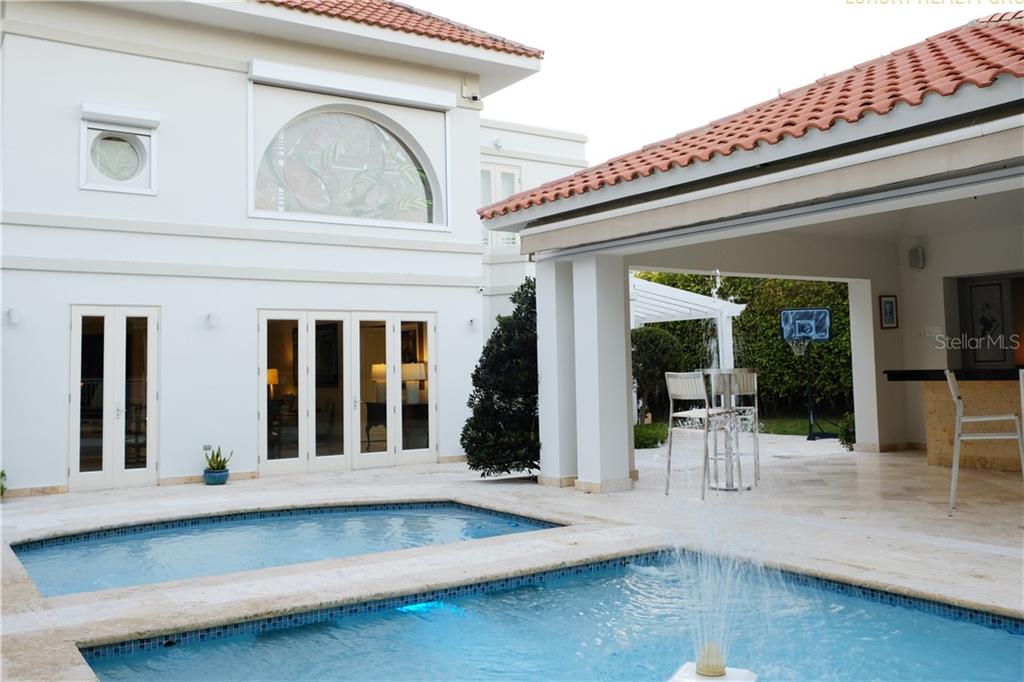 DORADO BEACH EAST - Residential