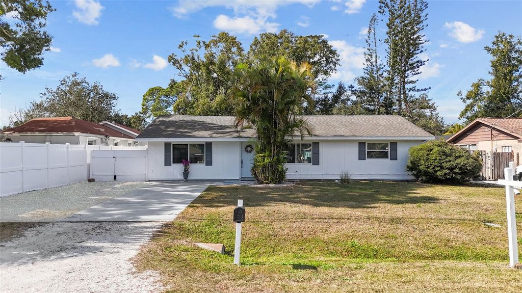 Photo of 4848 Camphor Avenue, Sarasota, FL 34231 (MLS # A4675711)