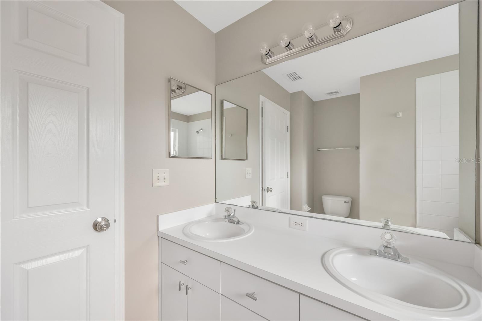 FISHHAWK RANCH PH 2 PRCL - Residential