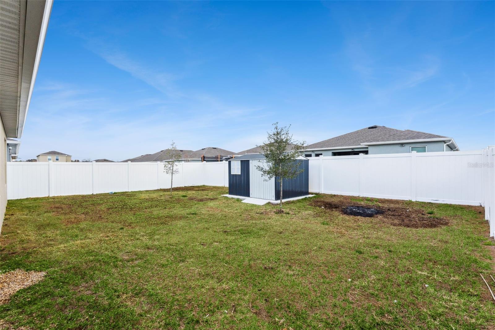 PRAIRIE OAKS - Residential