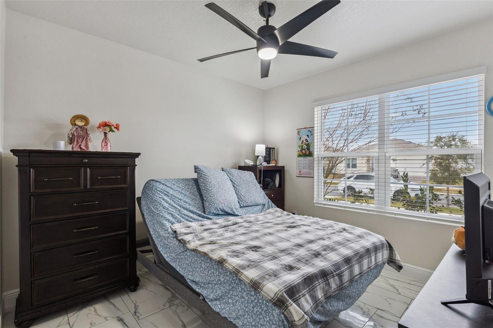 PRAIRIE OAKS - Residential