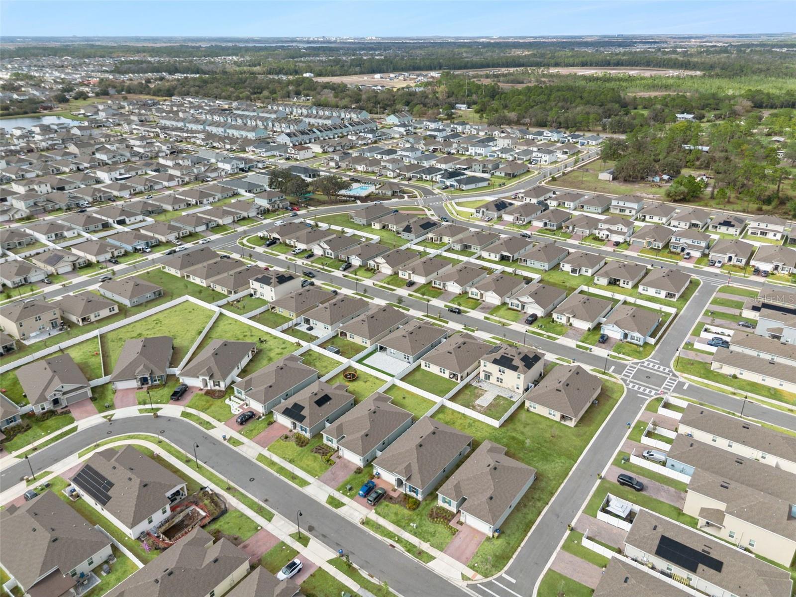 PRAIRIE OAKS - Residential