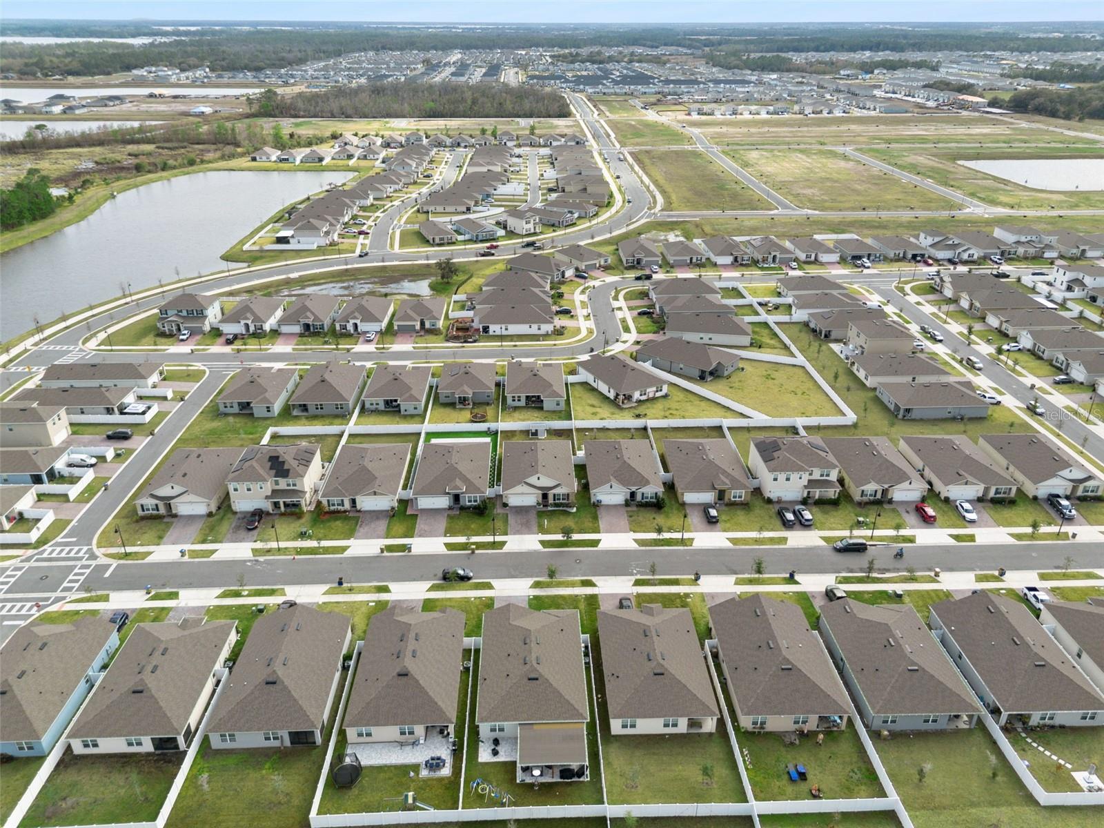 PRAIRIE OAKS - Residential