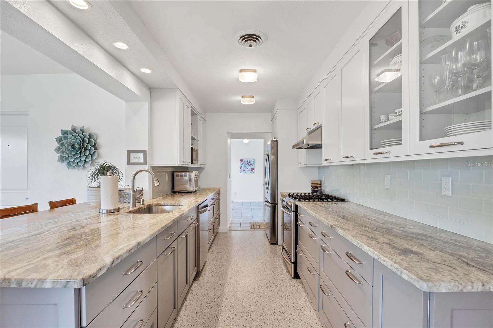 CLINTWOOD ACRES - Residential