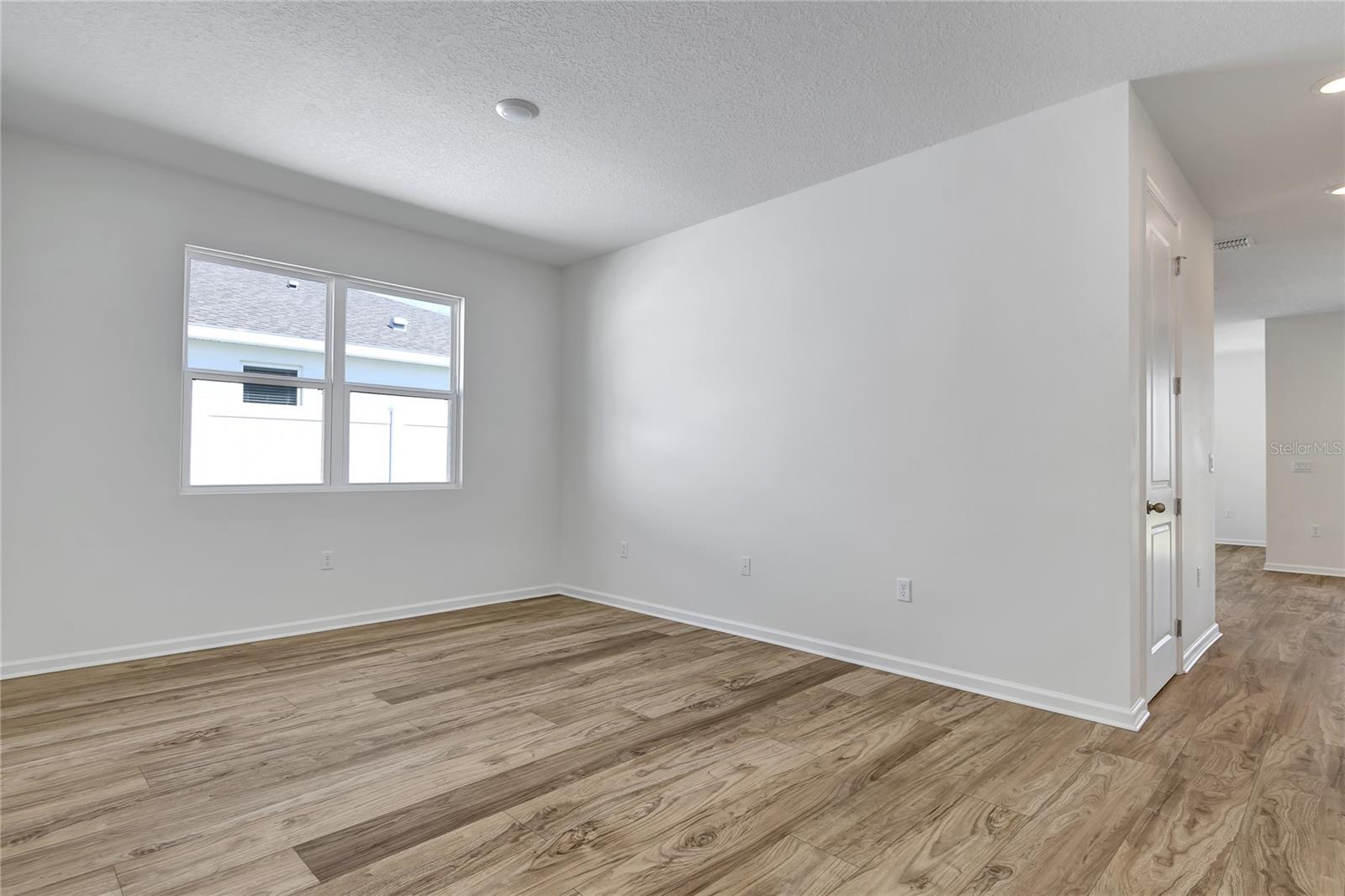 SEASONS AT SUTTON PRESERVE - Residential