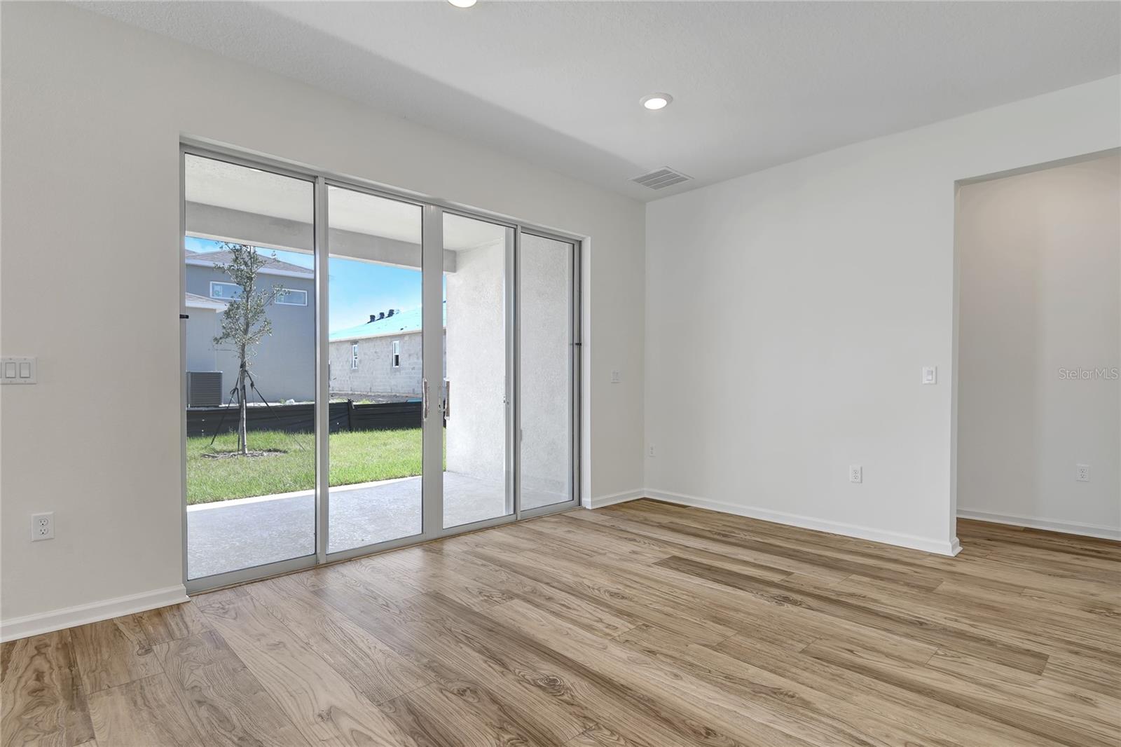 SEASONS AT SUTTON PRESERVE - Residential