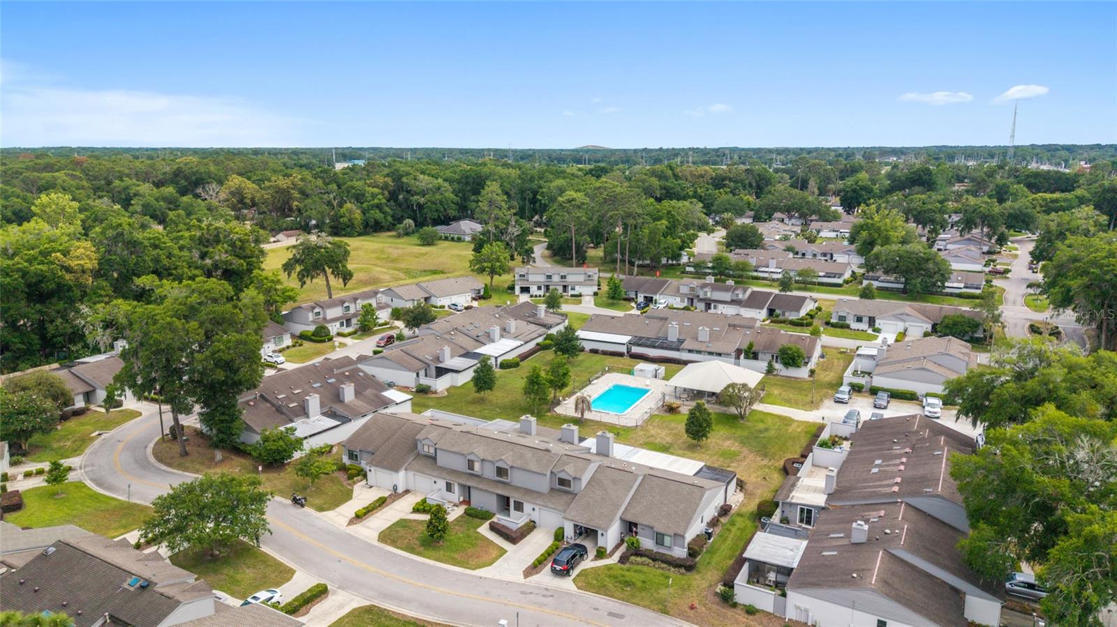 1927 SE 37TH COURT CIRCLE