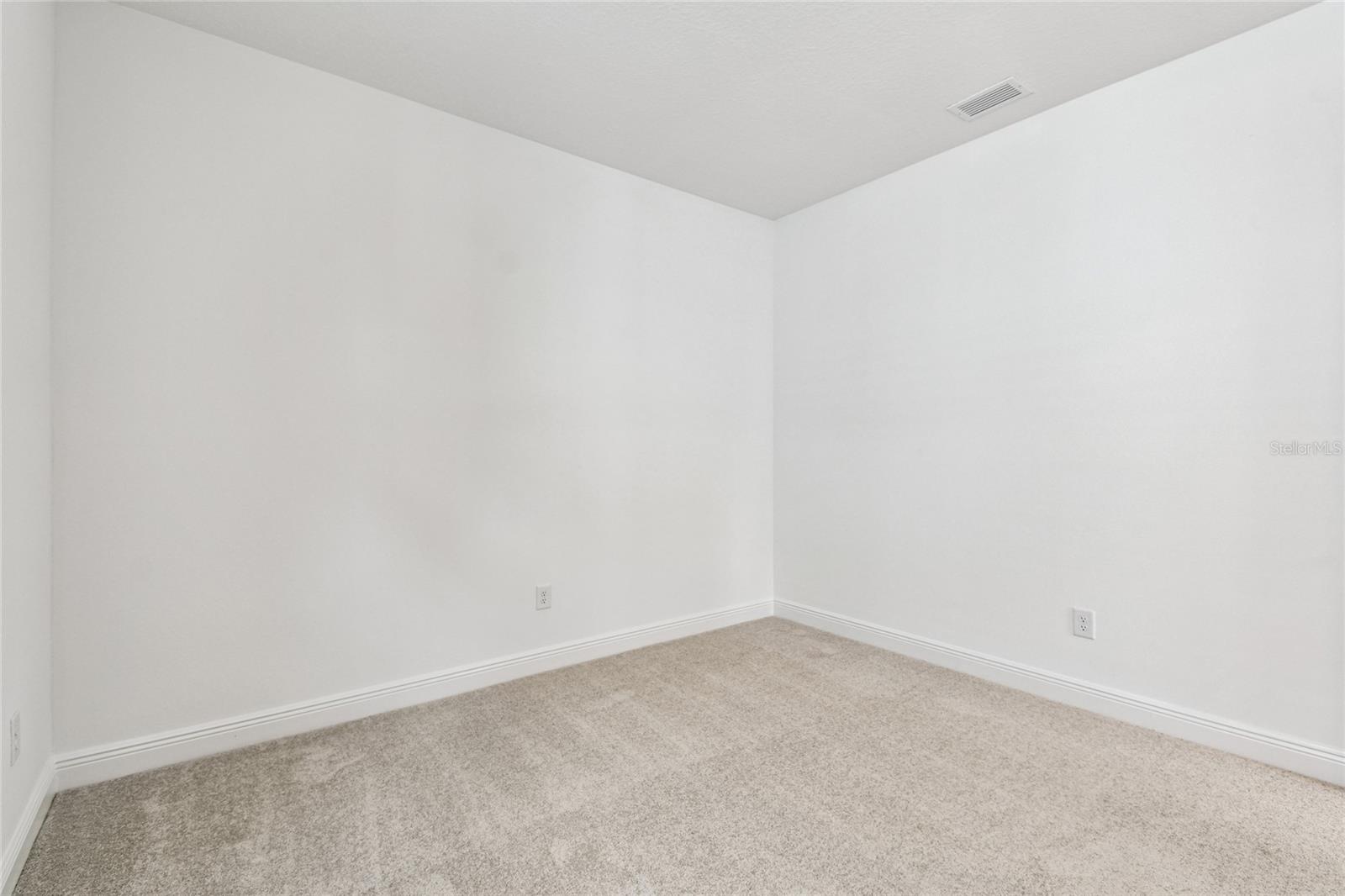 CREEKS EDGE AT TWIN RIVERS - Residential