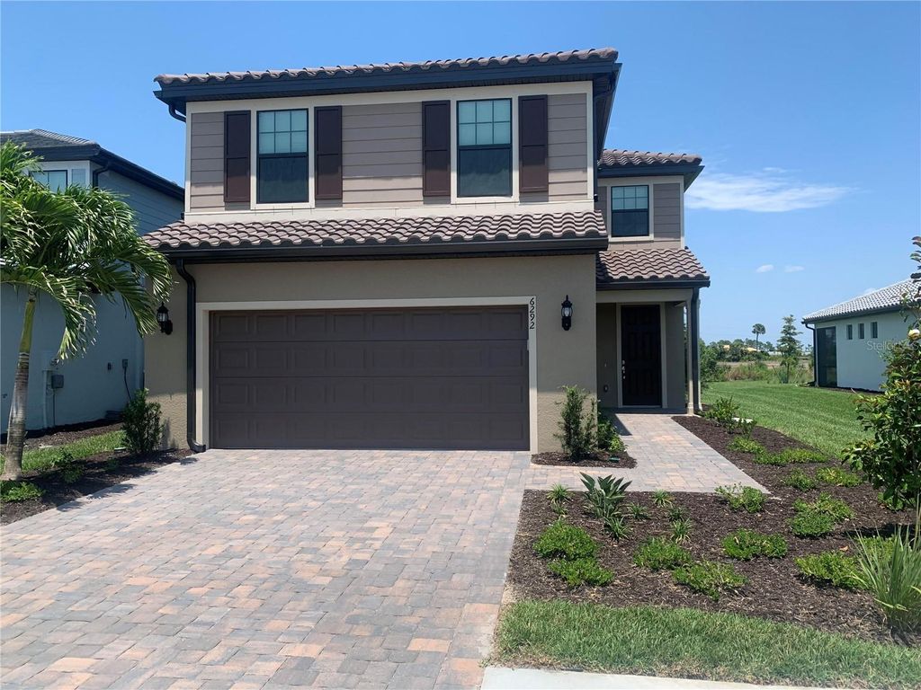 Photo of 6292 Winding Pine Dr, Nokomis, FL 34275 (MLS # A4675286)