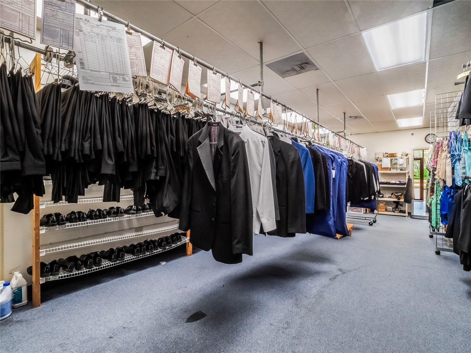 UNIVERSITY HEIGHTS - Commercial Sale