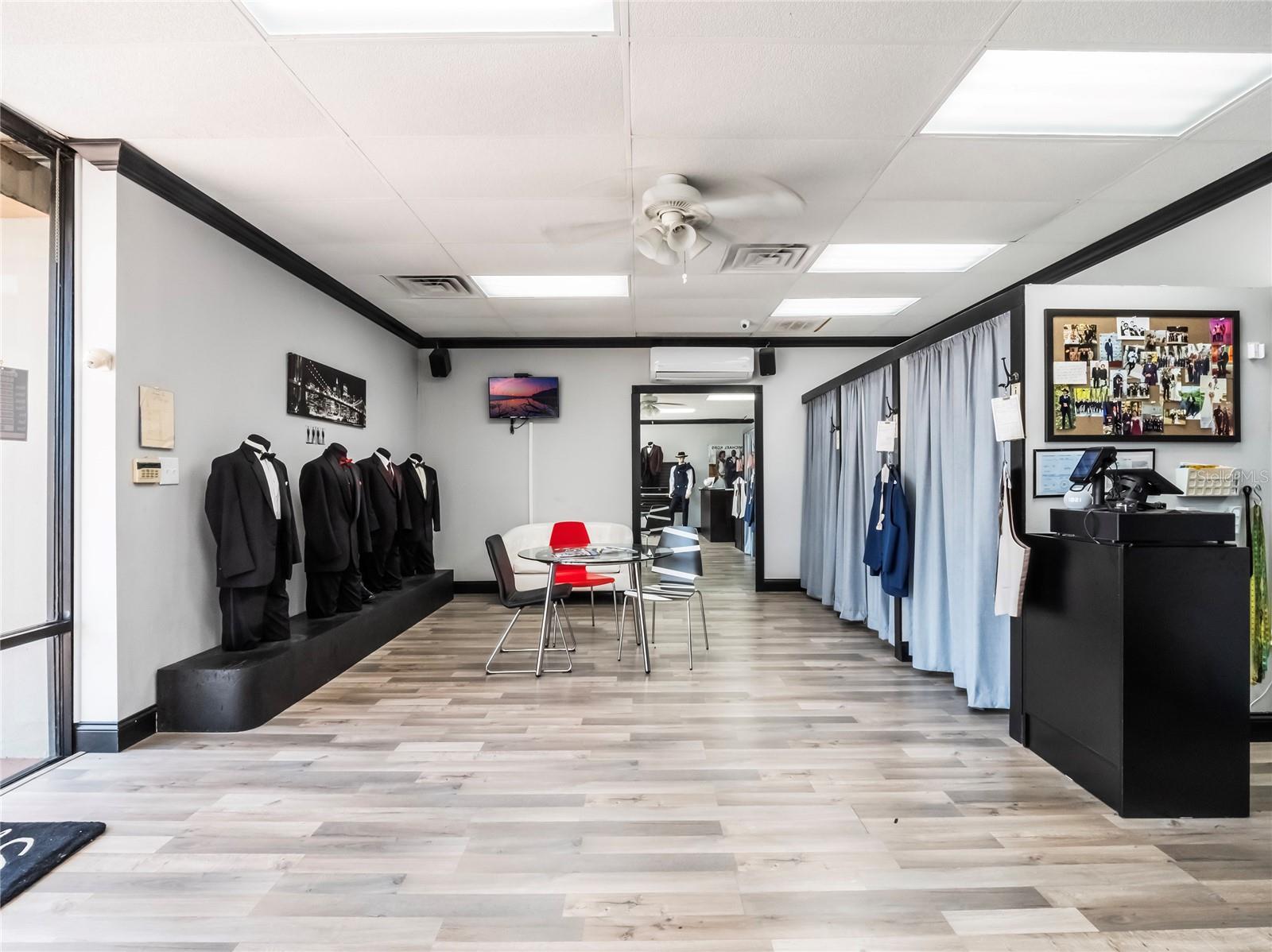 UNIVERSITY HEIGHTS - Commercial Sale