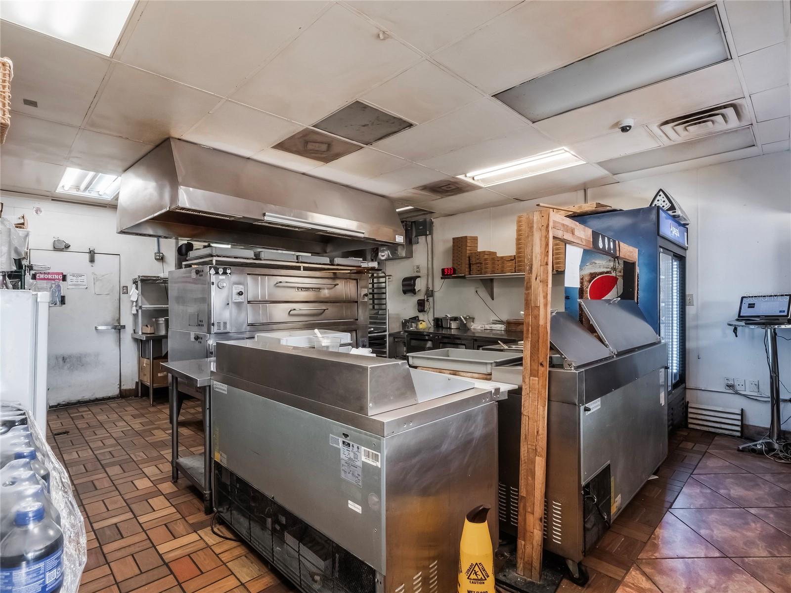 UNIVERSITY HEIGHTS - Commercial Sale