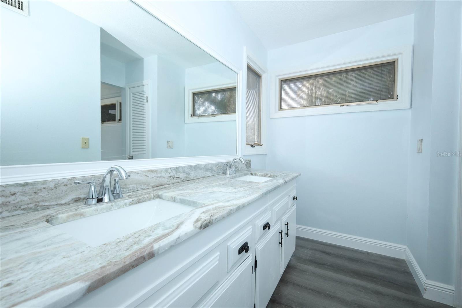 LAKE FRANCIS VILLAGE CONDO 01 - Residential