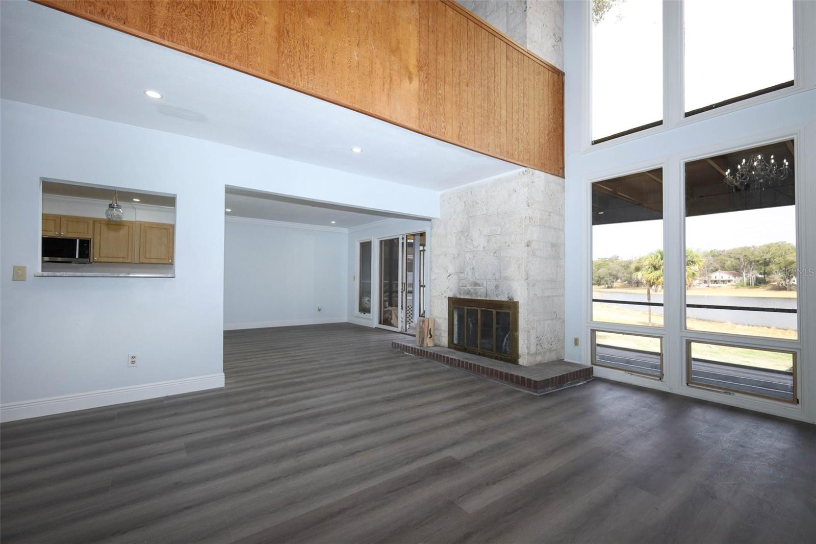 LAKE FRANCIS VILLAGE CONDO 01 - Residential