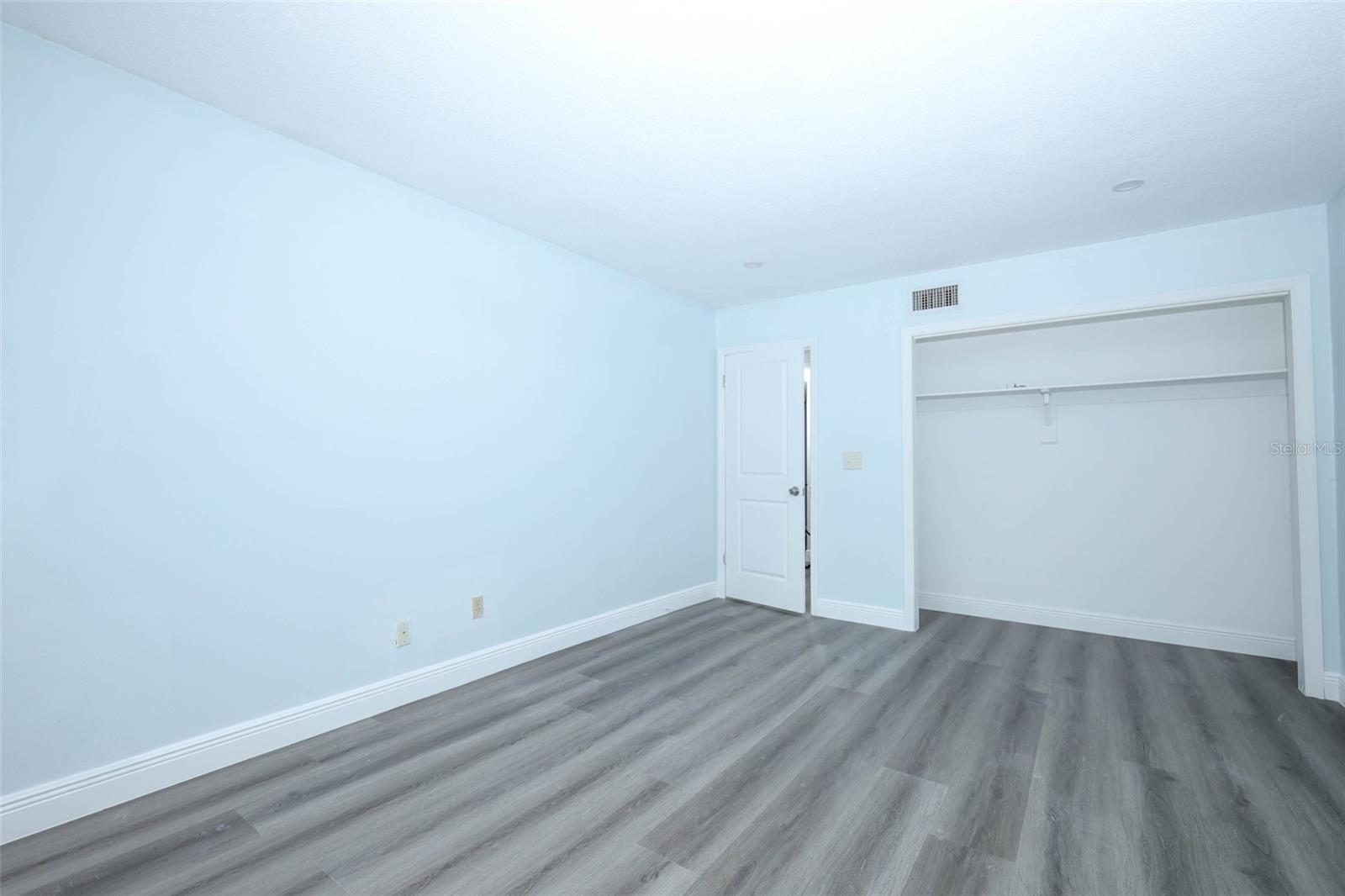 LAKE FRANCIS VILLAGE CONDO 01 - Residential