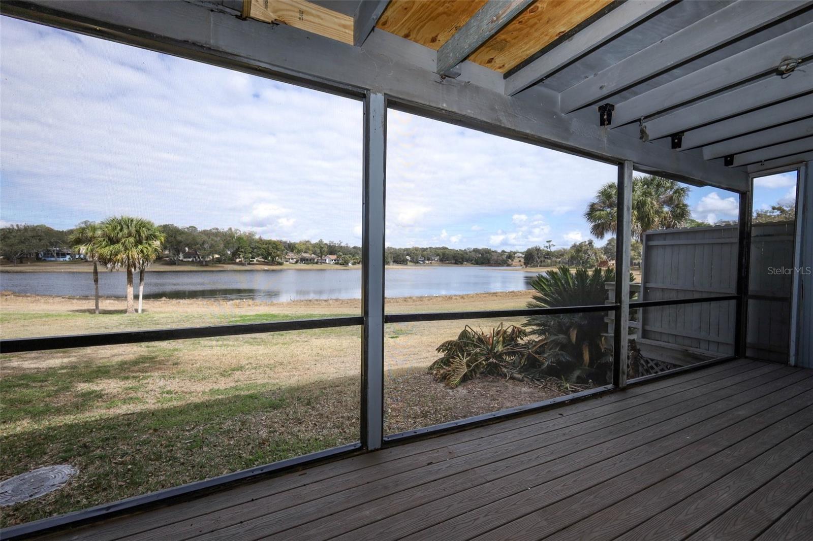 LAKE FRANCIS VILLAGE CONDO 01 - Residential