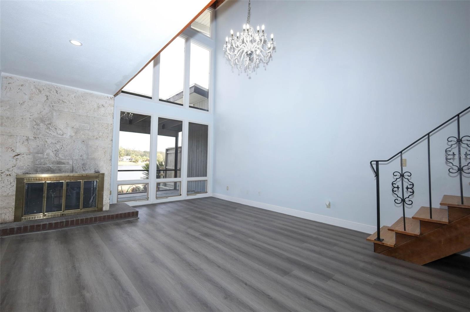 LAKE FRANCIS VILLAGE CONDO 01 - Residential