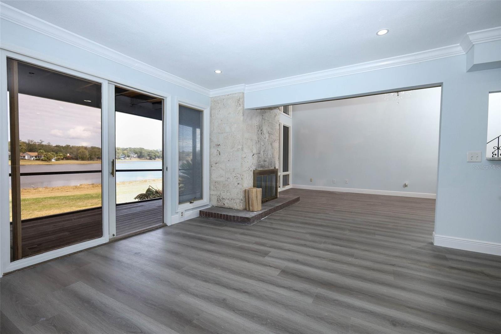 LAKE FRANCIS VILLAGE CONDO 01 - Residential