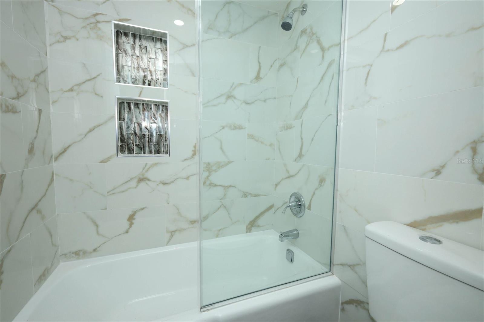 LAKE FRANCIS VILLAGE CONDO 01 - Residential