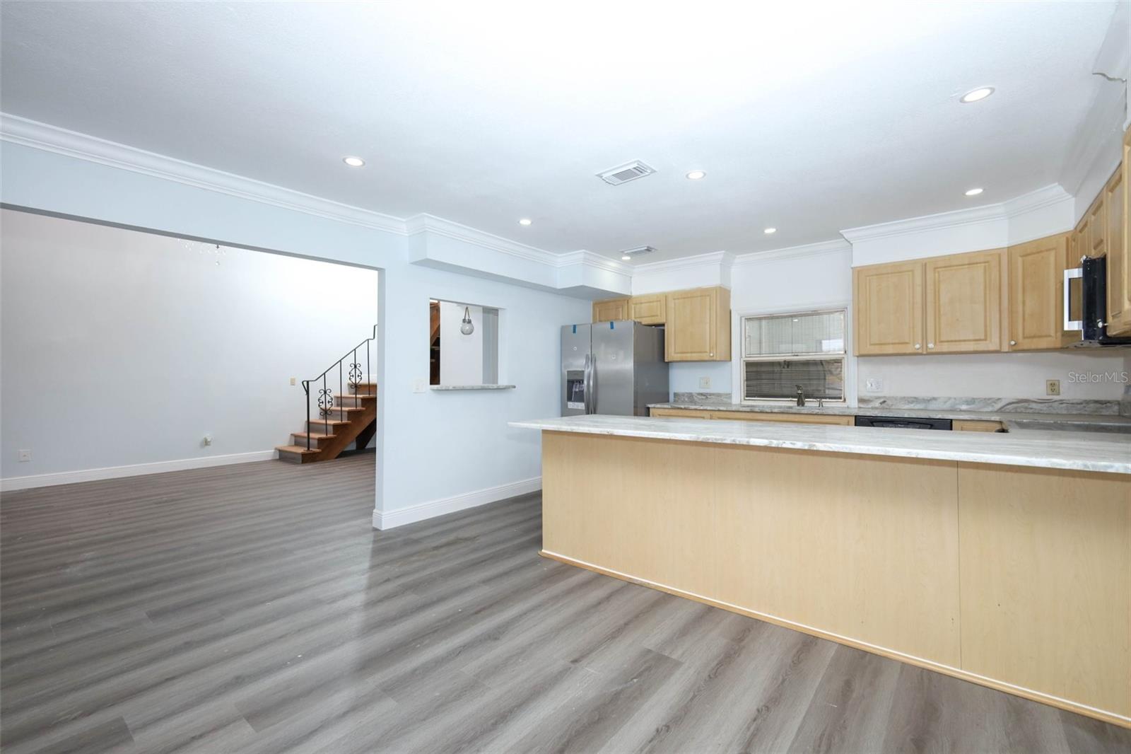 LAKE FRANCIS VILLAGE CONDO 01 - Residential