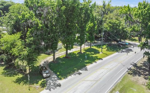 A home in BELLEVIEW