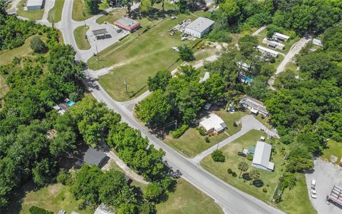 A home in BELLEVIEW