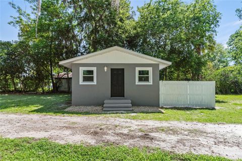 A home in BELLEVIEW