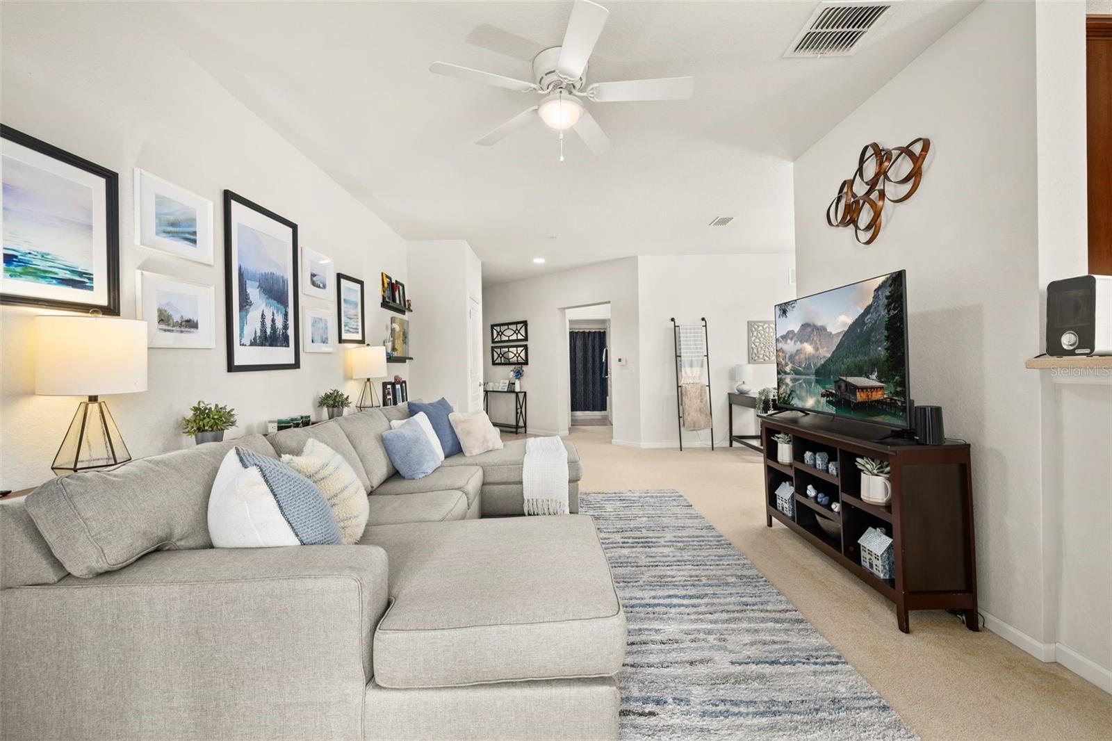 PROMENADES AT BELLATRAE CONDO PH 14 BLDG 38 - Residential