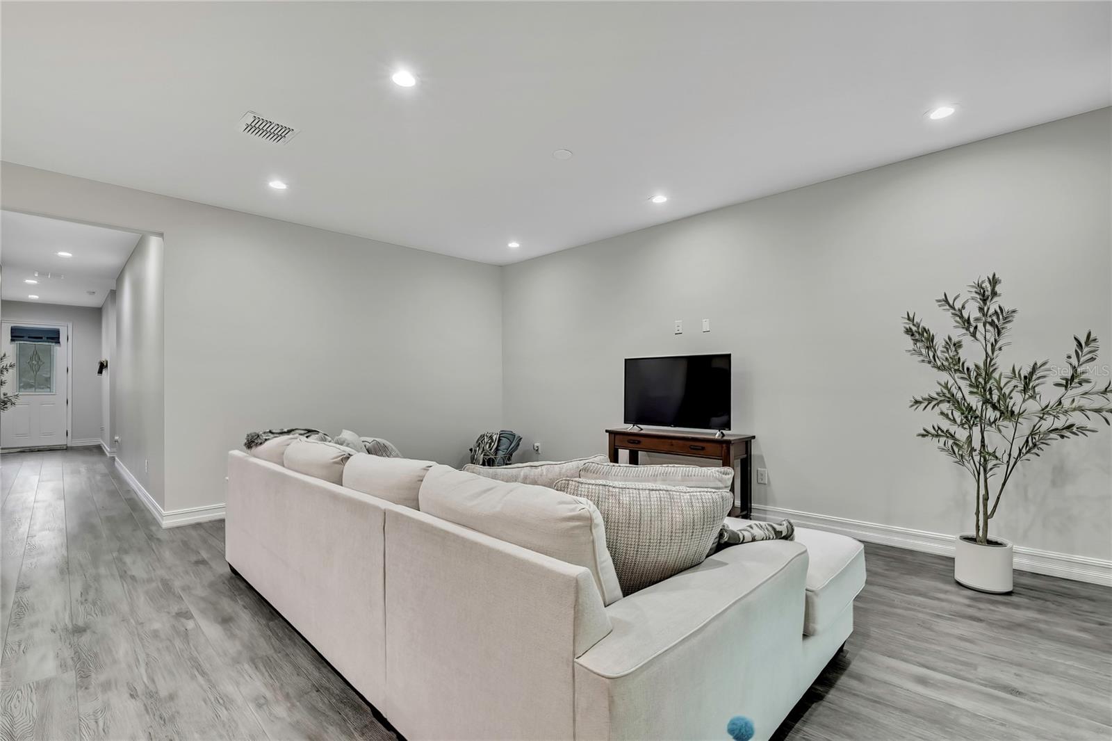 PINE RIDGE UNIT 03 - Residential