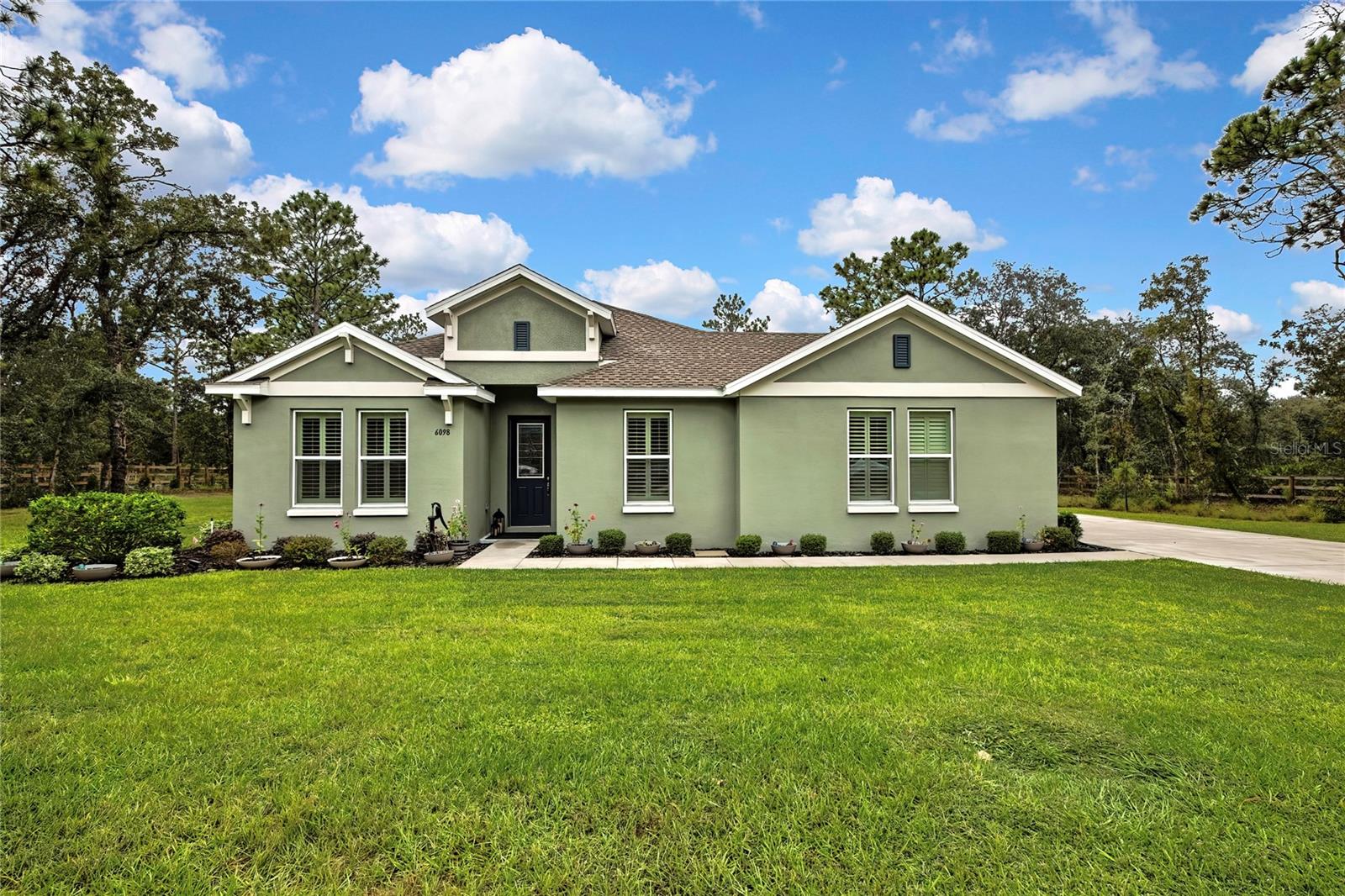 PINE RIDGE UNIT 03 - Residential