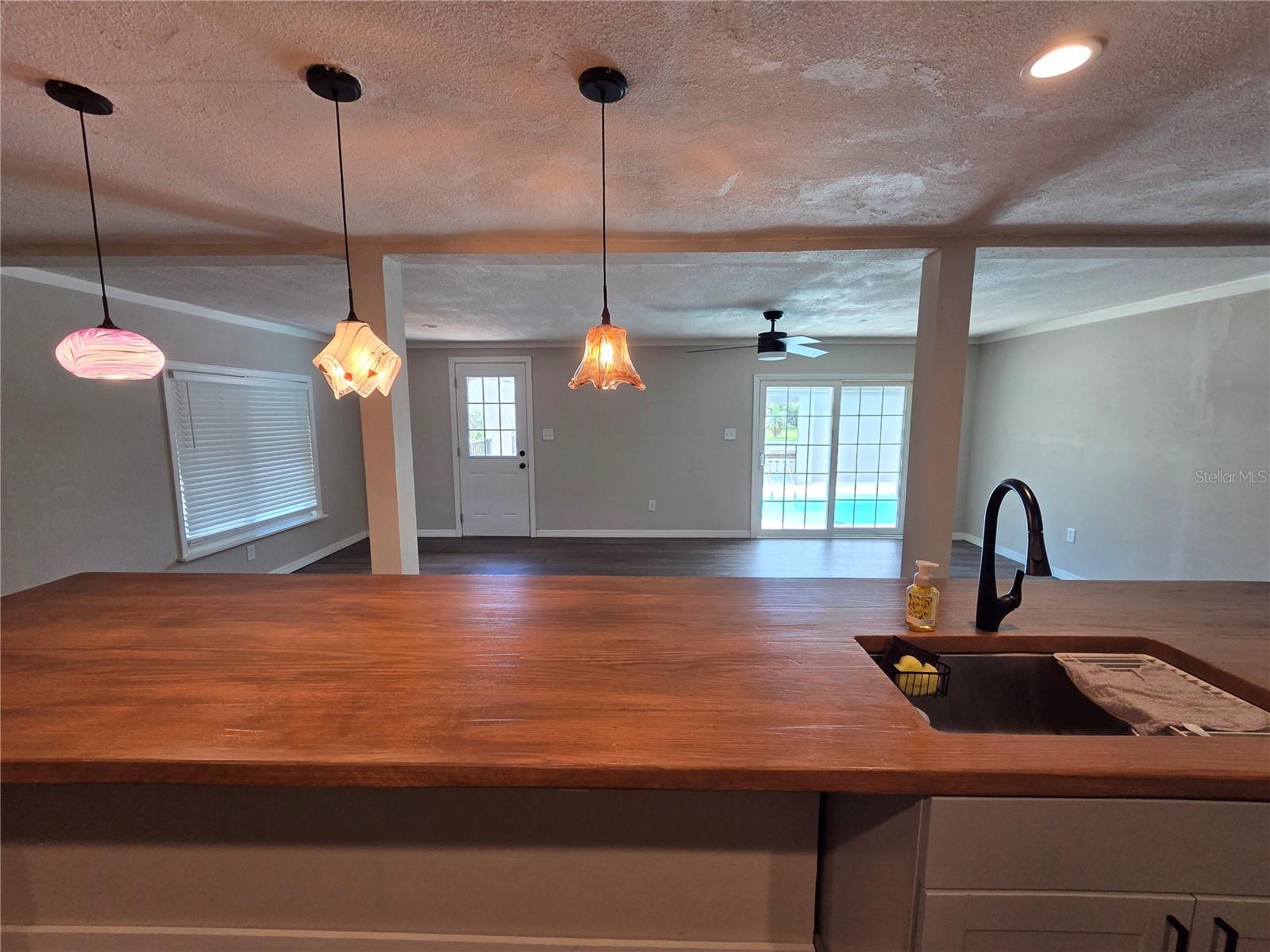 SIGNAL COVE - Residential