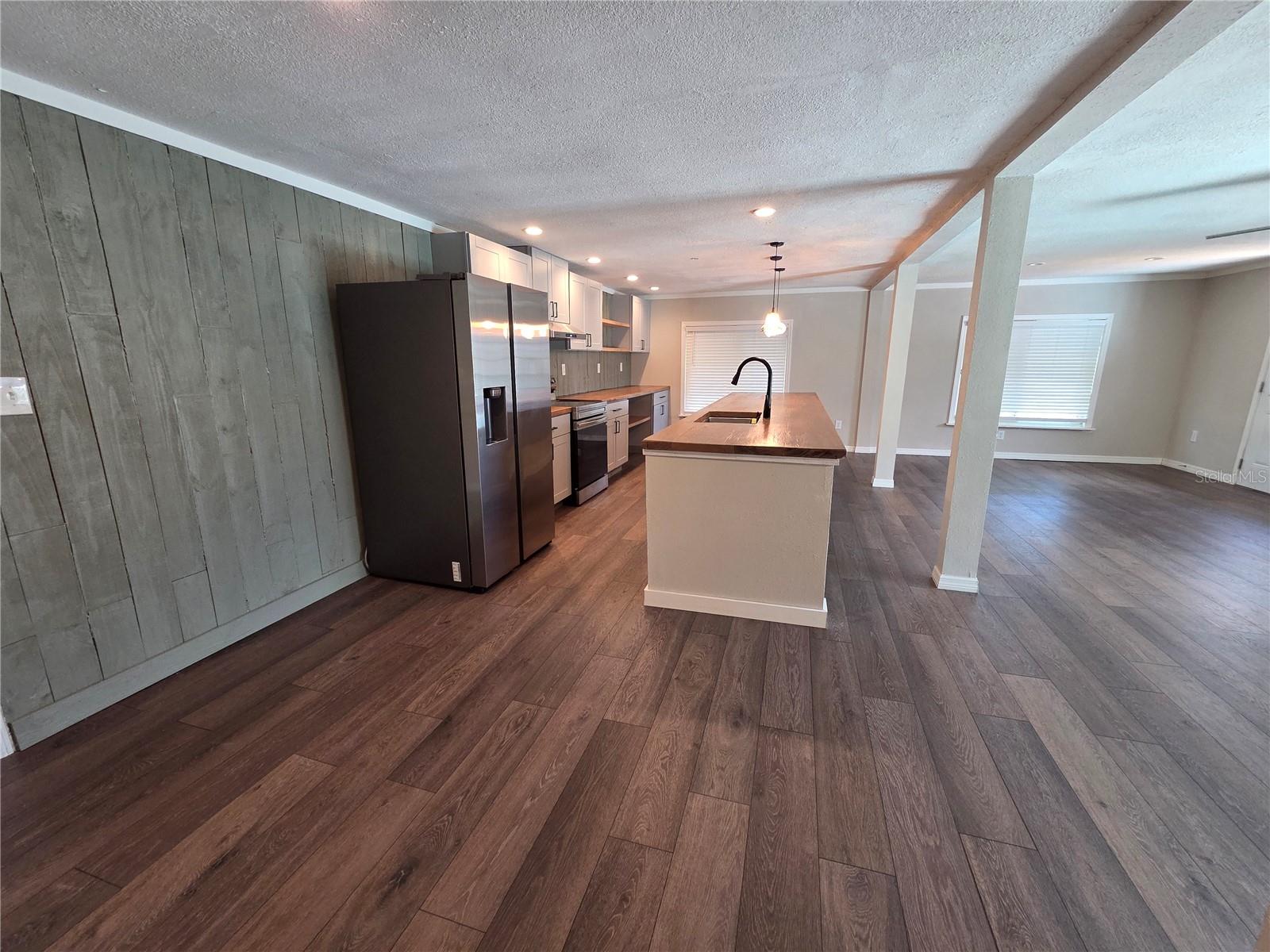 SIGNAL COVE - Residential