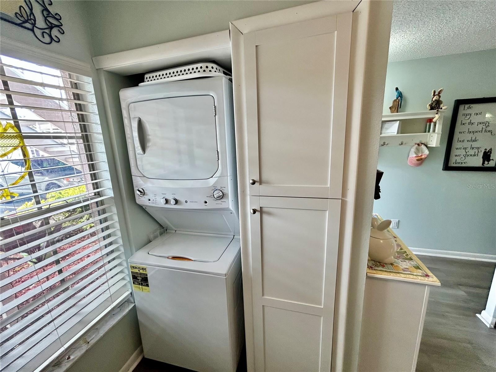 SUNNYBROOK CONDO 01 - Residential