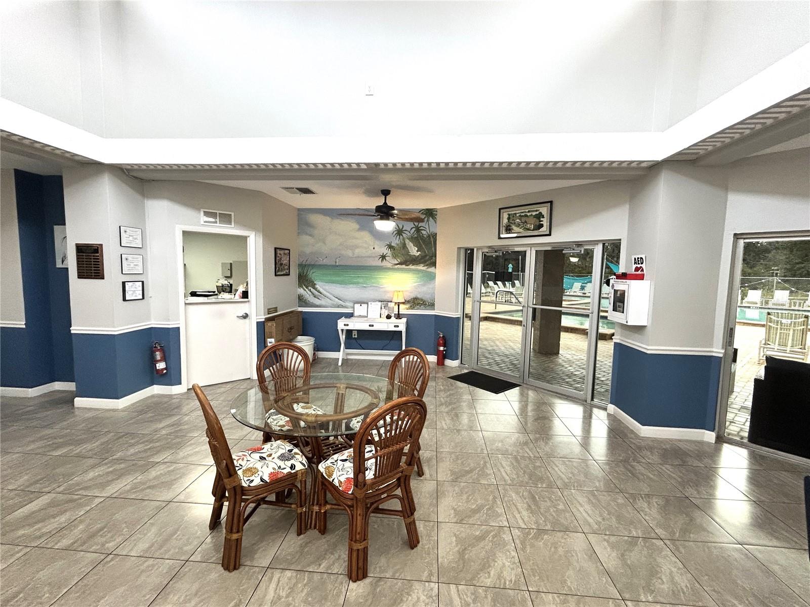 SUNNYBROOK CONDO 01 - Residential