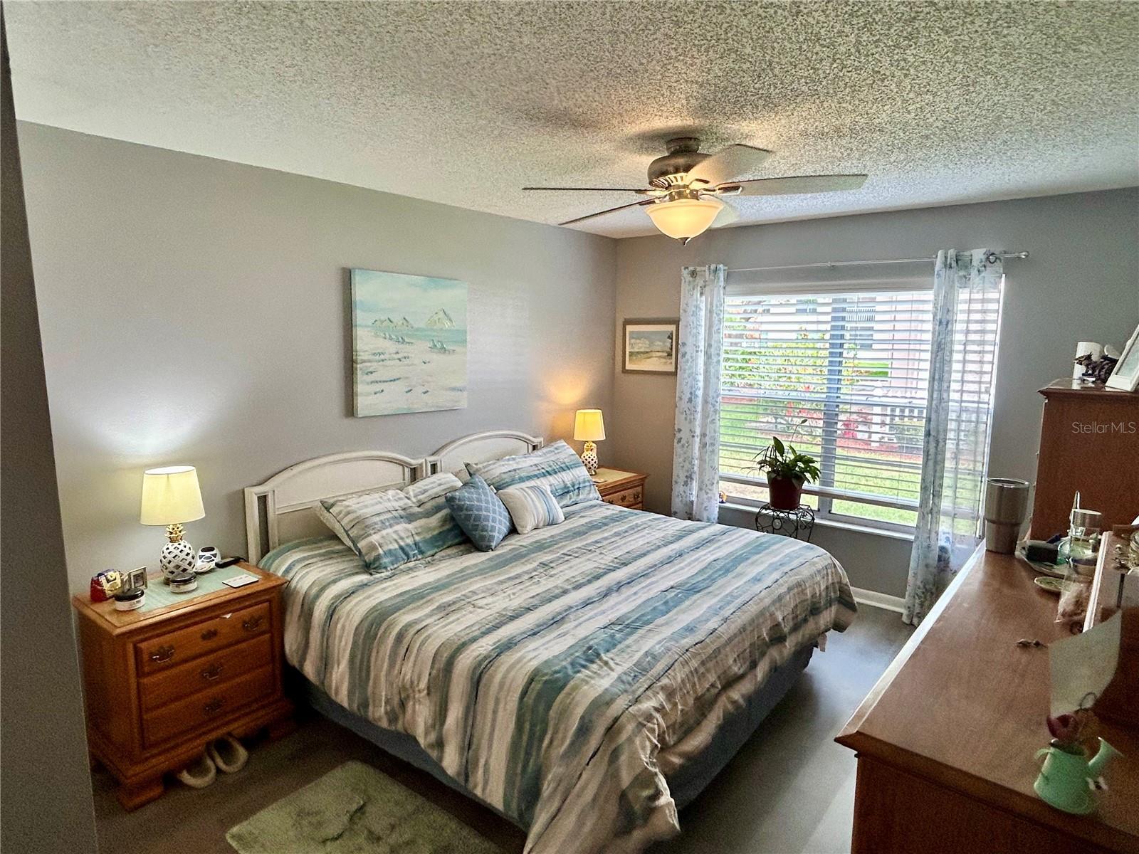 SUNNYBROOK CONDO 01 - Residential