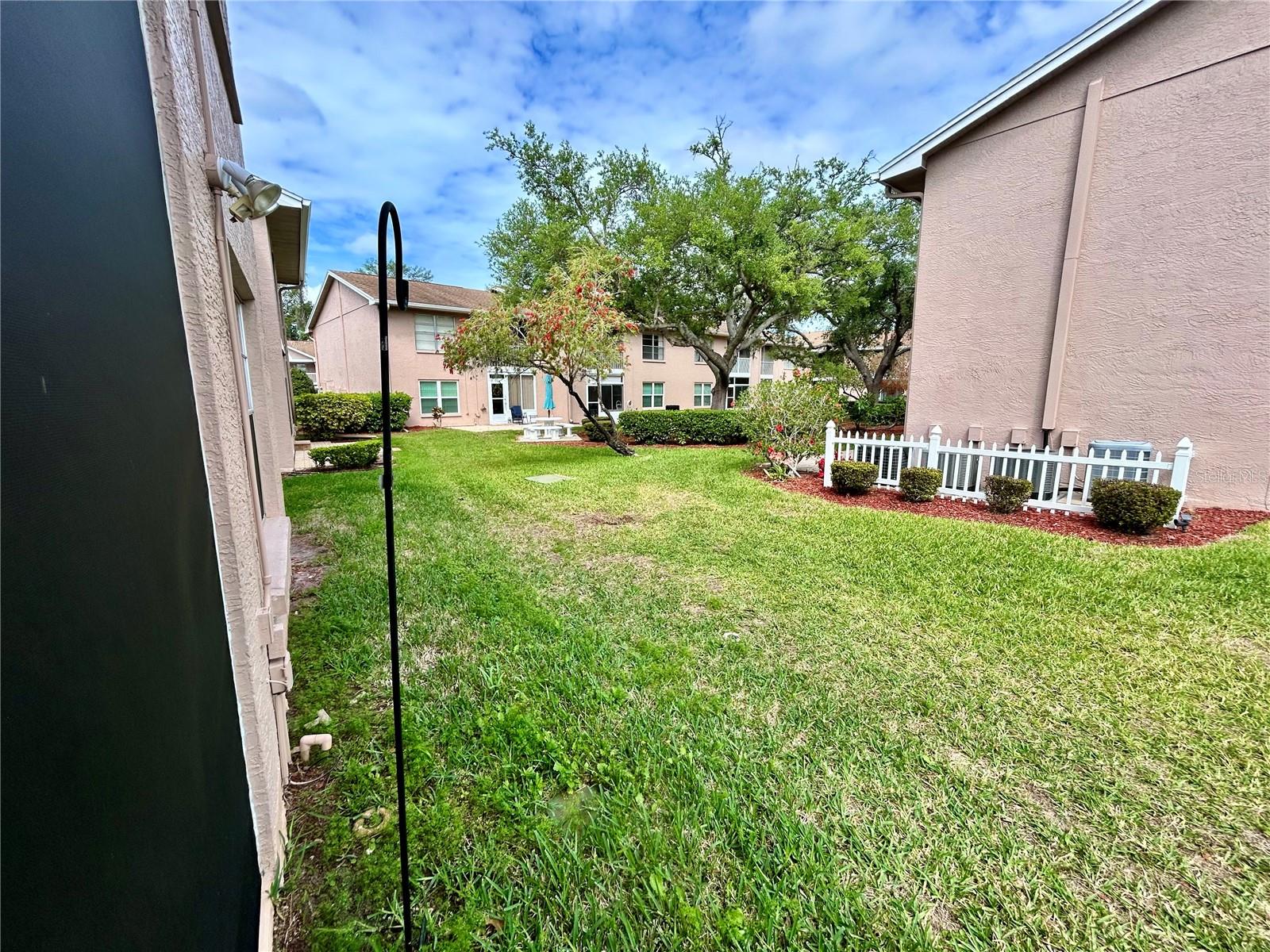 SUNNYBROOK CONDO 01 - Residential