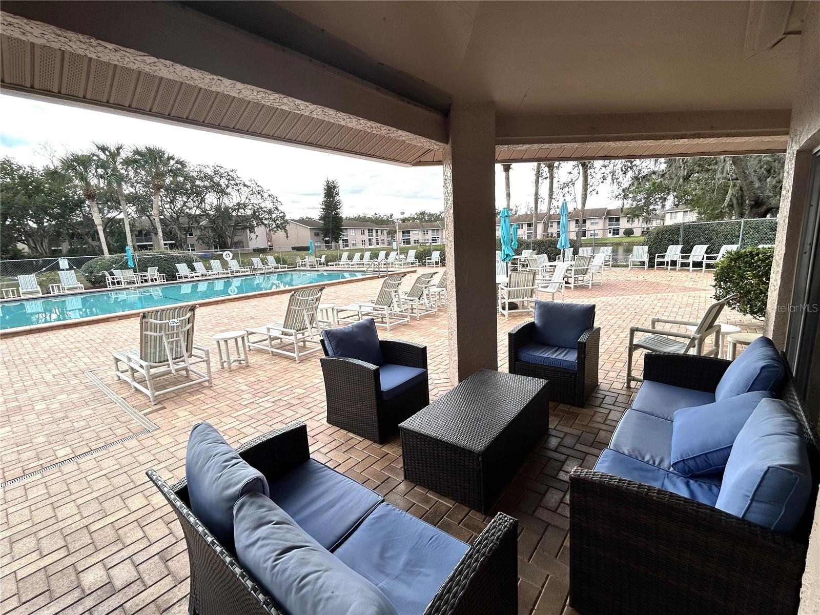 SUNNYBROOK CONDO 01 - Residential