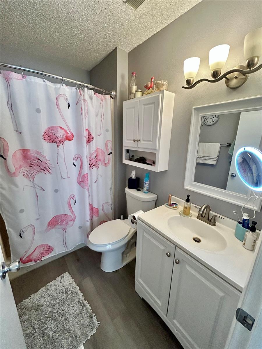 SUNNYBROOK CONDO 01 - Residential