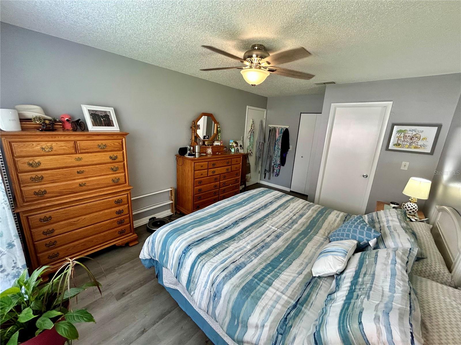 SUNNYBROOK CONDO 01 - Residential