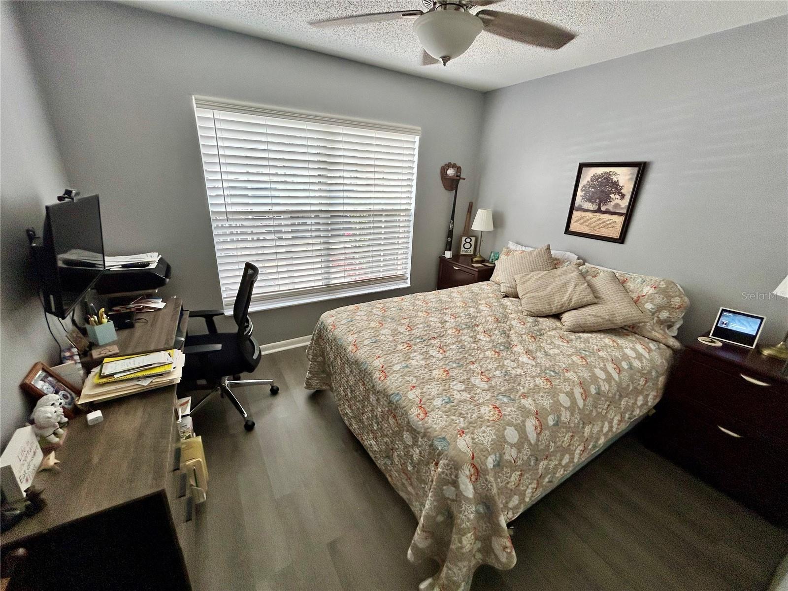 SUNNYBROOK CONDO 01 - Residential